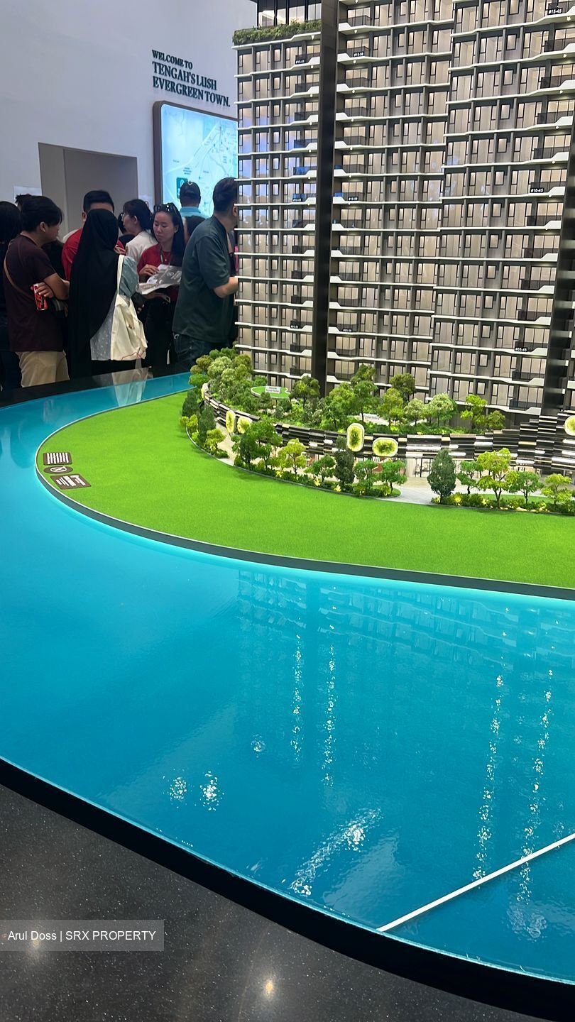 Tengah Garden Avenue (D24), Condominium #545439701